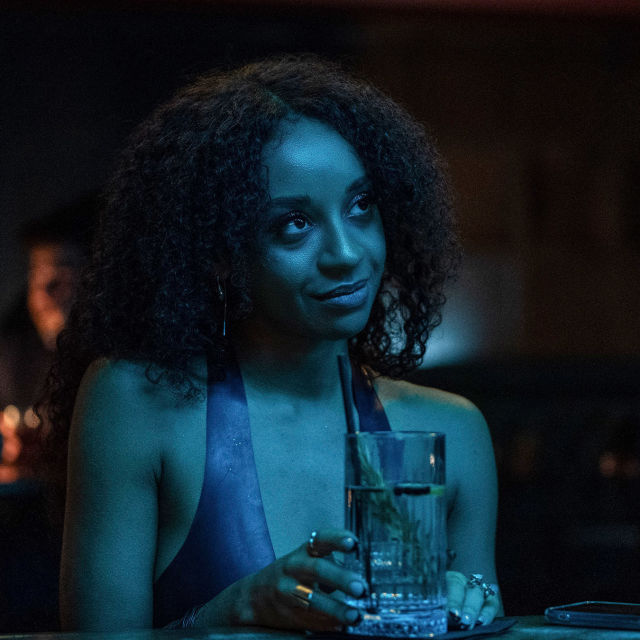 Домино Дей : Самотната вещица