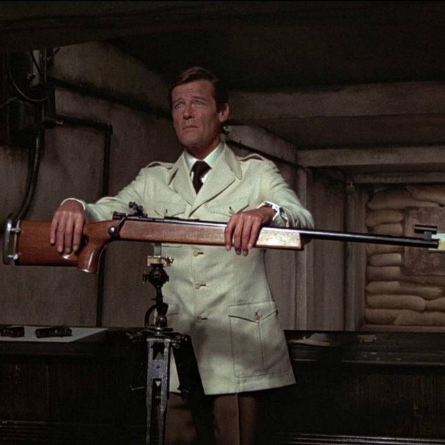 El hombre de la pistola de oro