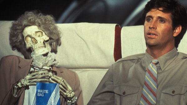 Aeroplano II: A Loucura Continua