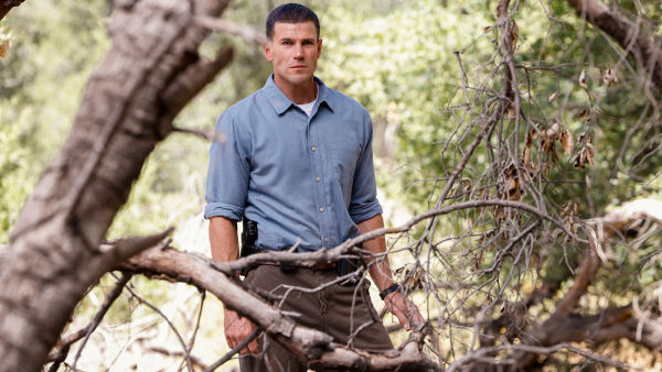 Preiskovalci na delu: Izvor