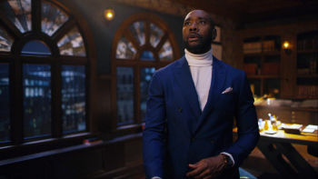 John Watson skuša pomagati pacientom, a ga v sencah čaka stari nasprotnik Moriarty