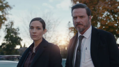 понеделник 22:00