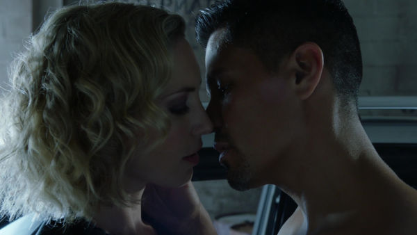 понеделник-петък 20:00